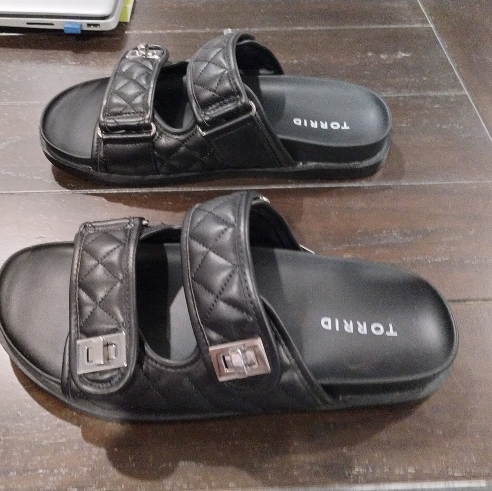 Torrid Sandals - Picture 2 of 5